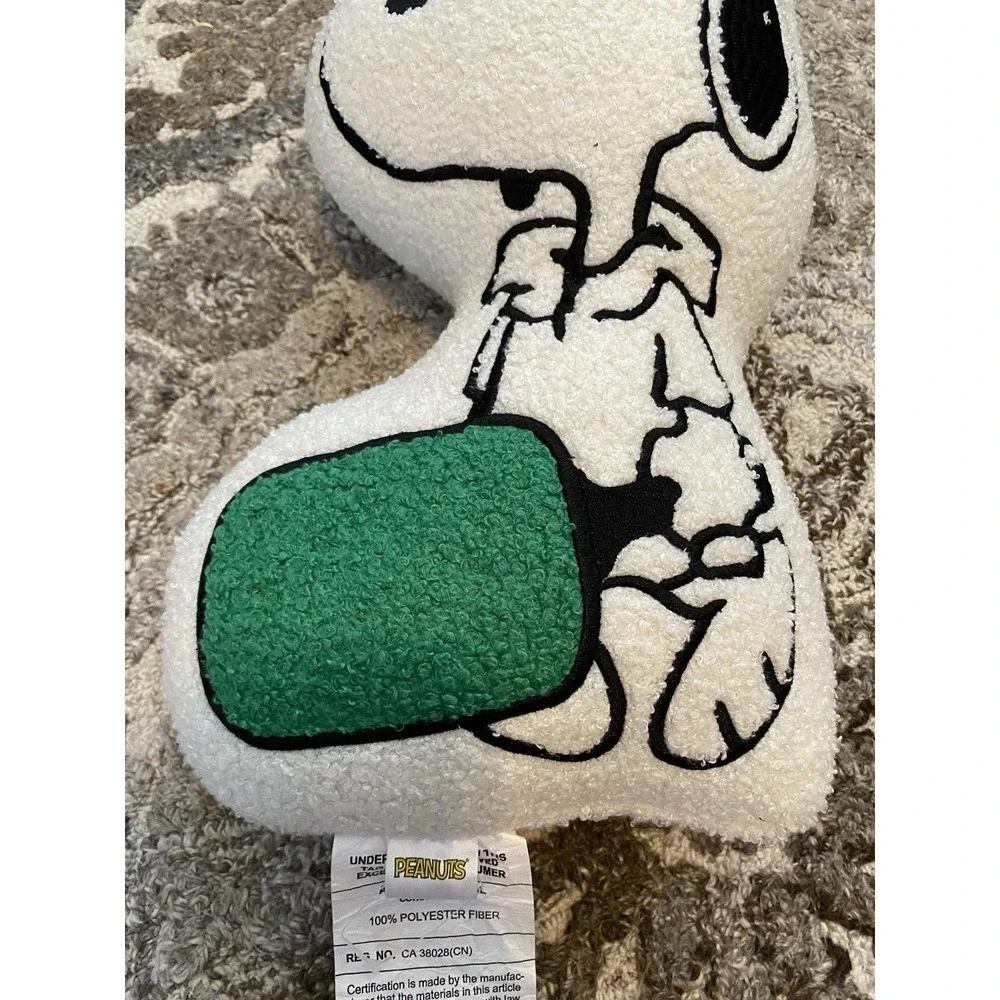 Peanuts smoke pet